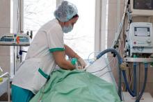 آبستن شدن زنی که 14 سال در کما به سر می برد