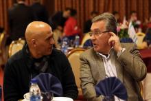 منشا را می‌دهیم، حسینی را می‌گیریم