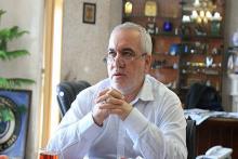 فتح‌الله‌زاده: ترامپ، دیوار آمریکا و مکزیک را هم گردن من می اندازد