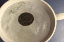 اطلاع از فاسد شدن غذا در فریزر، با یک سکه!