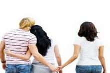 زن از ارتباط شوهرش با یک زن در خانه فیلم گرفت و برای انتقام، با دوست همسرش رابطه نامشروع برقرار کرد