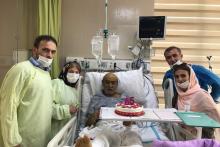 جشن تولد آقای کارگردان در آی‌سی‌یو!