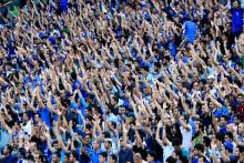 استقلال و امیدش به ستاره‌های پرچم‌به‌دست سکونشین