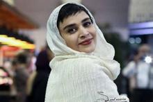 پوشش عجیب اندیشه فولادوند در مراسم اکران یک فیلم