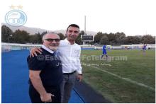 تصویر مردی که می گفتند سرمربی سابق بارسلوناست سر تمرین استقلال!