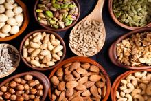 ۶ آجیل با ارزش و میزان ویتامین و مواد مغذی داخل آن‌ها را بشناسید