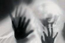 اعدام در انتظار متجاوزان به پوریا در زیرزمین