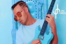 مرگ دلخراش خواننده کانادایی در پی راه رفتن روی بال هواپیما