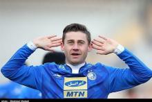 ستاره استقلال با ازبک‌ها مقابل ایران