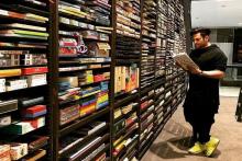 کپشن تازه محمدرضا گلزار جنجال آفرید