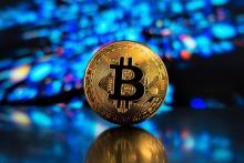 بیت کوین به ۳۹۰۳۵ دلار رسید