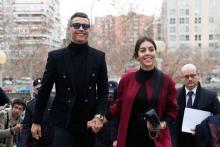 خالکوبی عاشقانه جورجینا برای کریستیانو رونالدو(+عکس)