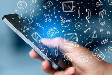 عکس های بدن دختر نوجوان دست به دست می چرخید!