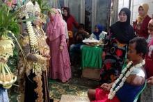 داماد کتک خورد و سر سفره عقد نشست!