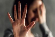 تهیه فیلم سیاه از دختر جوان پس از ربایش توسط دو مرد شیطان&zwnj;صفت