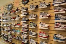 دزدان کم خرد؛ سرقت دویست کتانی که همه برای پای راست بود