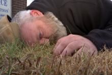 ۳۲۱ روز مردن برای جلب توجه