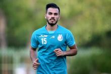 مدافع استقلال یک قدم به پرسپولیسی شدن نزدیک شد