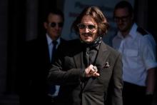 جانی دپ نقاشی‌هایش را ۱۱۵ میلیارد تومان فروخت(+عکس)