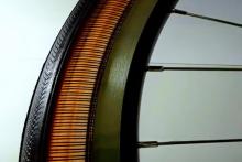 آغاز فروش تایرهای دوچرخه که هرگز صاف نمی&zwnj;شوند