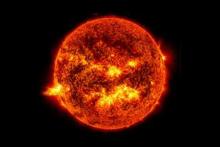 ذرات مرموز شبح‌ مانند تاج خورشید را چون جهنم داغ کرده‌اند