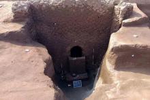 مقبره‌ای با نقاشی «سگ جهنم» در پروژه انتقال آب کشف شد!