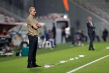 طعنه روزنامه جوان به یحیی: هم پاداش می گیرید هم آپشن؛ قهر هم می‌کنید؟