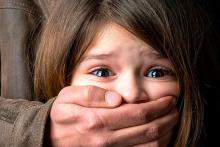 دختر چهار ساله قربانی نیت کثیف دایی 12 ساله اش شد!