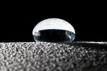 «ضدآب‌ترین» ماده جهان ساخته شد!