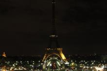 خاموشی "برج ایفل" برای همدردی با ایرانی‌ها (+عکس)