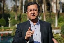 همتی: تغییرات نرخ ارز ماندگار نیست؛ بازار تعدیل می شود