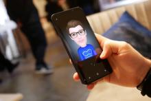 رقابت پرچمداران موبایل بر سر ایموجی‌های واقعیت افزوده