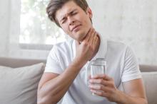 غرغره آب‌نمک می‌تواند از وخیم‌تر شدن کرونا جلوگیری کند