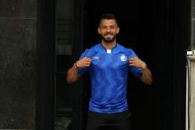 هافبک استقلال به سایپا پیوست