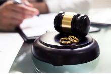 الناز از ترس مطلقه شدن عروس خانه مرد پلید ماند