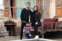 علیپور: ۶۰ میلیون تومان جلویم گذاشتند و گفتند ۳ ساله تمدید کن!