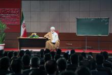 از فرصت‌های شغلی خود برای خدمت به مردم استفاده کنیم