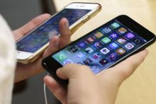 اپل اوج گرفت؛ فروش تلفن همراه ریزش کرد!