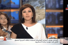 مدیریت جالب خبر زنده توسط مجری زن تلویزیون (+عکس)