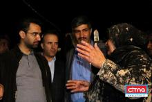 وزیر جوان پای حرف دل مردم سیل زده در شیراز نشست