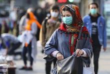 اعلام فهرست مشاغلی که در هیچ یک از وضعیت‌های سه‌گانه کرونا تعطیل نمی‌شوند: کارخانه‌های تولیدی، خدمات اپراتورهای ارتباطی، خدمات الکترونیک و فعالیت‌های پستی، شرکت‌های خدمات اینترنتی، رسانه‌های مکتوب و برخط و ...