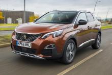 معرفی خودروی سال ٢٠١٧ (+عکس)