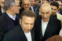 بازدید وزیر ارتباطات از سالن رایتل در نمایشگاه الکامپ