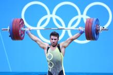 پخش آنلاین رقابت "کیانوش رستمی" وزنه‌بردار کشورمان در ریو