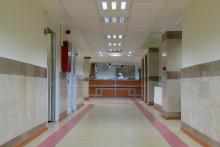 فیلمبرداری مخفیانه خبرنگار از یک بیمارستان با جعبه بیسکویت!