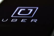 رانندگان اوبر موظف به گرفتن عکس سلفی شدند