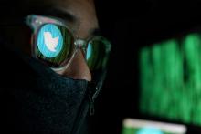 حساب‌های توئیتری جو بایدن، باراک اوباما، بیل گیتس، ایلان ماسک، جف بزوس و تعدادی از افراد سرشناس هک شد/ فریب کاربران با عنوان "هر مقدار بیت کوین که واریز شود، دو برابر دریافت خواهید کرد"/ تا کنون بیش از ۱۰۰ هزار دلار به حساب هکرها ریخته شده است