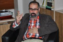 وعده توئیتری تیم احمدی نژاد: خواننده های لس آنجلسی را برمی گردانیم!