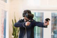 رکورد بازی مداوم با هدست واقعیت مجازی شکسته شد