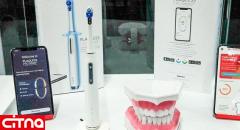 مسواک هوشمندی که با تشخیص جرم‌های دندان آبی می‌شود